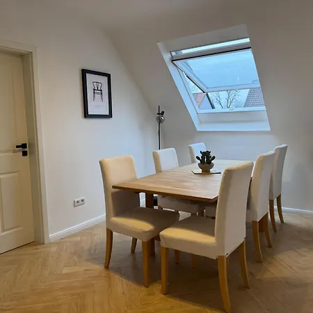 Lutherbaum Apartment